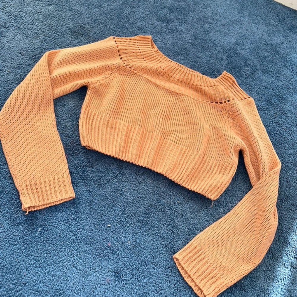 Women’s cropped shein sweater size large